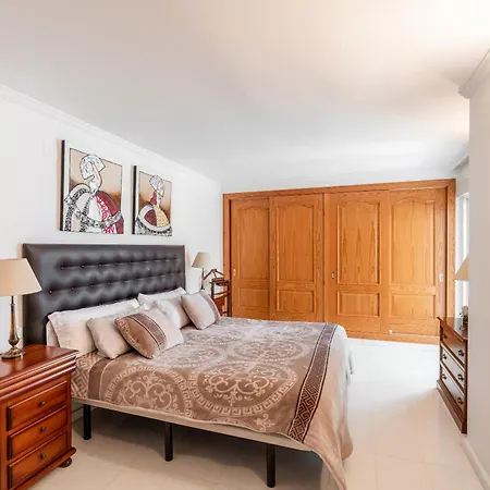 Marbell Center * Μαρμπέλλα